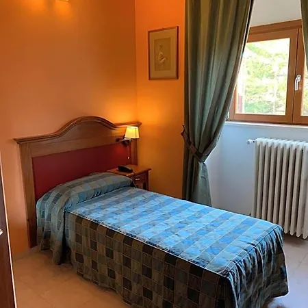 Cristall Hotel Rocca di Cambio