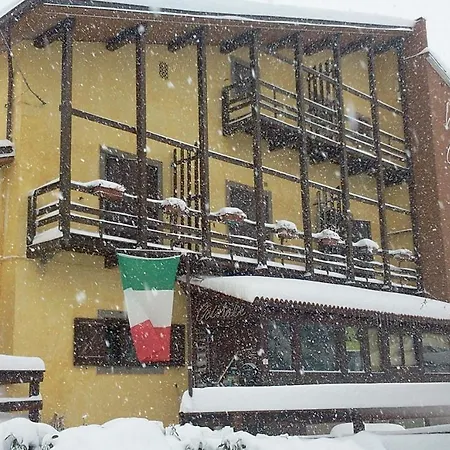Hotel Cristall Rocca di Cambio