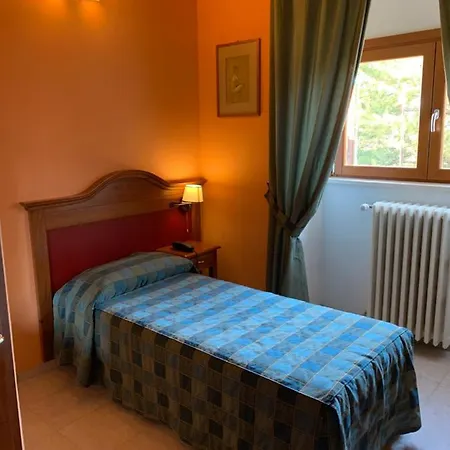 Cristall 罗卡迪坎比奥