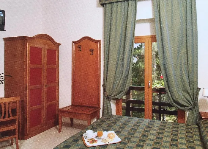 Cristall Otel Rocca di Cambio