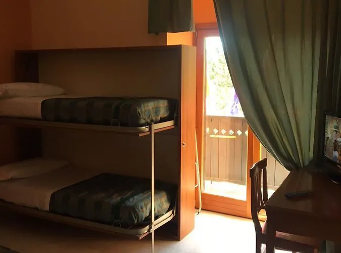 Cristall Otel Rocca di Cambio